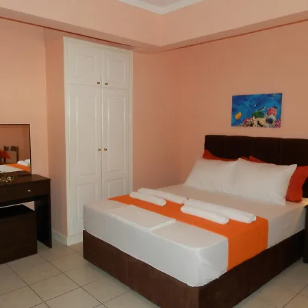 Green Villa Aparthotel