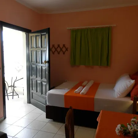 Green Villa Agios Nikitas