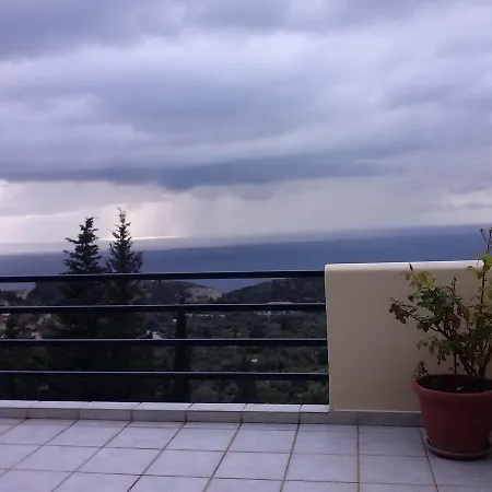 Green Villa Lägenhetshotell Áyios Nikítas