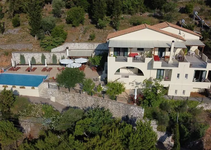 Green Villa Áyios Nikítas