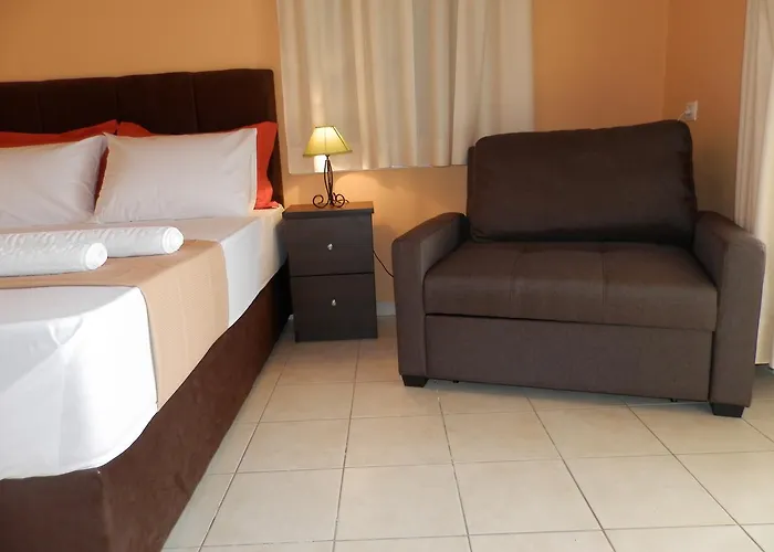 Green Villa Aparthotel