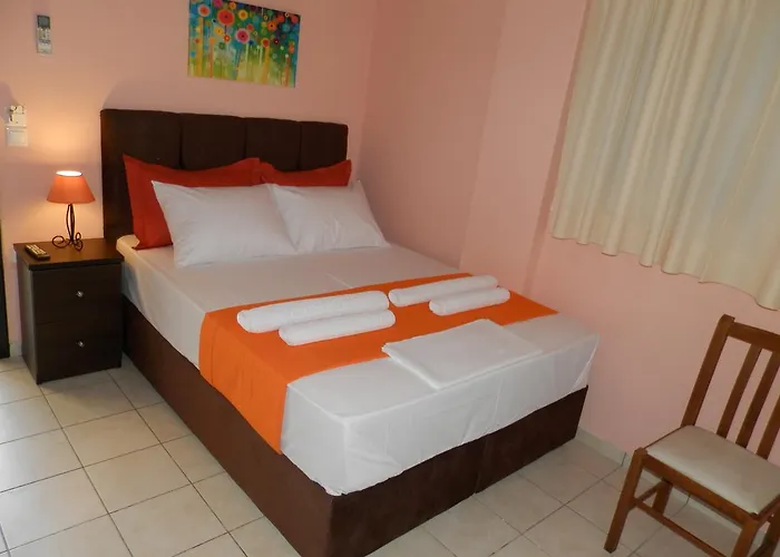 Green Villa Aparthotel 4*
