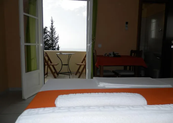 Green Villa Aparthotel Áyios Nikítas