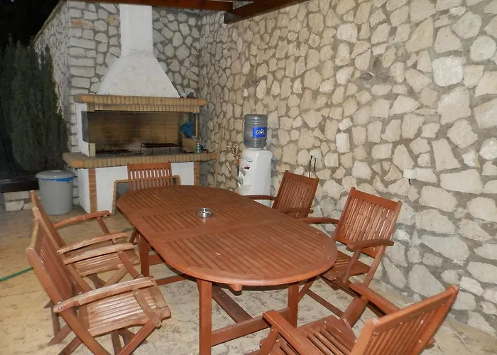 Aparthotel Green Villa 4*