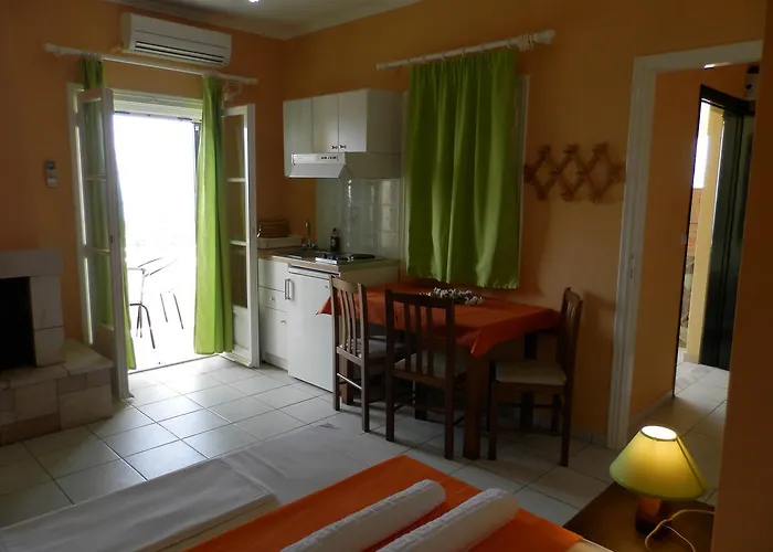 Green Villa Aparthotel 4*