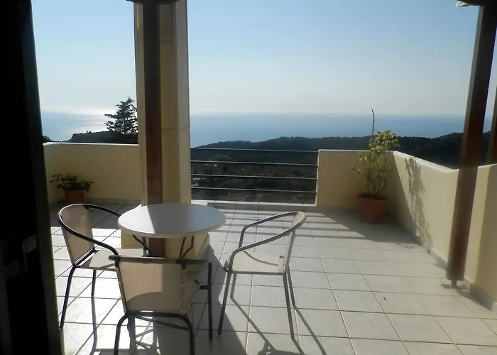 Aparthotel Green Villa 4*