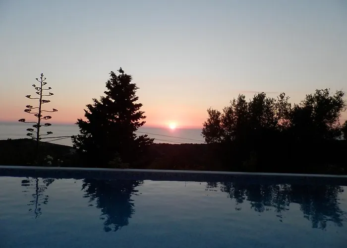 Green Villa Aparthotel Áyios Nikítas